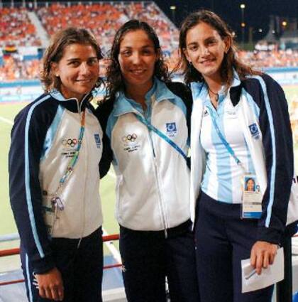 Cecilia Rognoni, Soledad García y Luciana Aymar, tres jugadoras claves de aquel equipo plateado