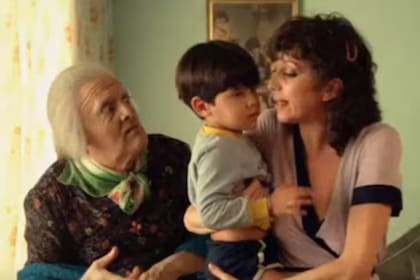 Cecilia Rossetto interpretó a Dominga, la vecina que dejaba el cuidado de su hijo a Mamá Cora
