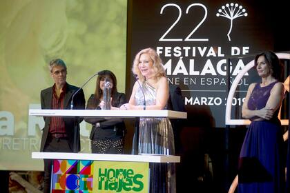 Cecilia Roth junto con sus amigos actores y su hermano, quienes no tuvieron más que palabras de admiración para ella