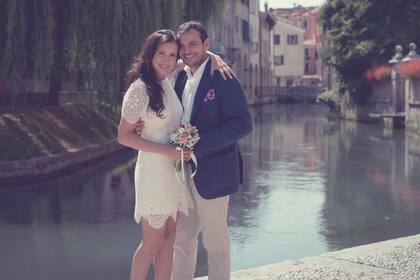 Cecilia y Federico tenían una vida acomodada cuando surgió la posibilidad de migrar a Venezuela.