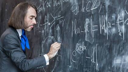 Cédric Villani es un genio que viste raro y que se apartó de los libros por la política