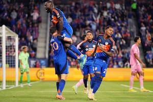 Messi convirtió un doblete, pero Cincinnati se recupera de las estocadas y responde con goles para revertir el resultado