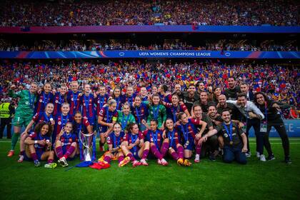 Celebración del Barça en San Mamés (Bilbao) tras ganar la Champions femenina ante el Lyon