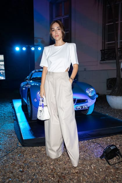 Celebridades en los 100 años de Alfa Romeo en la embajada de Italia