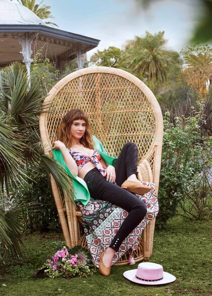 Antes de volver a la televisión con el unitario Otros pecados, junto con Leonardo Sbaraglia y Dolores Fonzi, la actriz organizó un espectacular viaje a Europa con sus dos hijos: André y Antón. “Hacía rato que estaba con la idea de hacerlo. Viajar con mis hijos es lo que más me gusta en el mundo”.