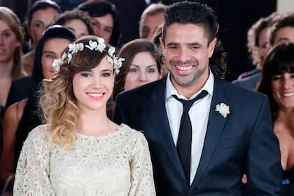 Celeste Cid y Luciano Castro protagonizaron la telenovela Sos mi hombre y volvieron a cruzarse en Las Estrellas