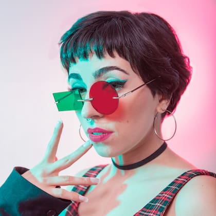 Celeste es cantante y creadora de contenidos