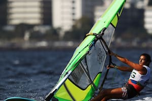 La windsurfista argentina que sueña a lo grande con una "exigente" arma secreta