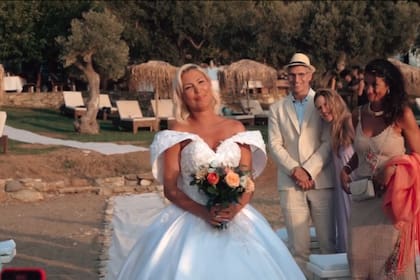 Celina Rucci se casó en Grecia (Foto: Captura de video / Instagram @celinarucciok)