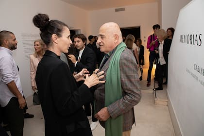 Celina Saubidet y Aníbal Jozami en la inauguración de Memorias del Futuro de Cabinet Óseo