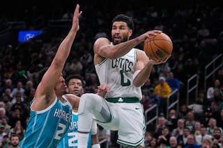 Celtics sorpresa y 76ers renovados, listos para duelo de playoffs del Este