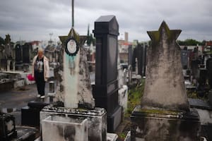 El cementerio centenario que busca preservar con rigor la memoria de la comunidad judía