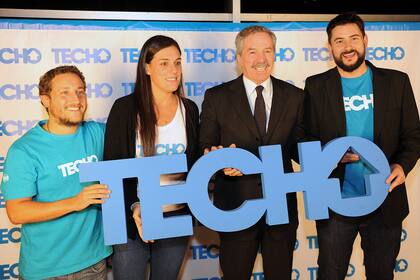 Felipe Solá en la cena de Techo