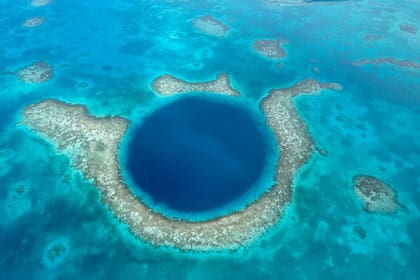 Cenote submarino en Belize