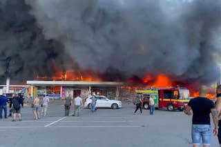 Al menos 18 muertos por el bombardeo ruso al shopping en Ucrania