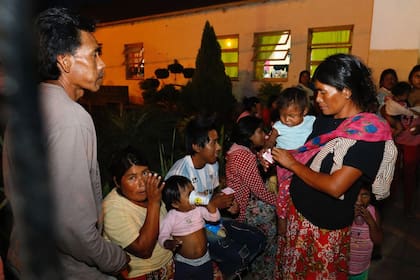 Centro de evacuados por la inundaciones en Aguaray, Salta