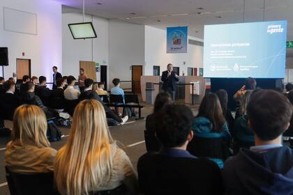Centro educativo único en la región.