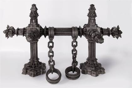 Cepo, 1984, realizada en cartón y papel, exhibida en Fundación OSDE en 2011