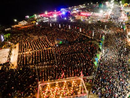 Cerca de 1.000.000 de personas pasan por la Fiesta Nacional del Surubí que se realiza la última semana de abril y primera de mayo.