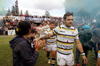 Cerca de la despedida, jugando para Tucumán Lawn Tennis