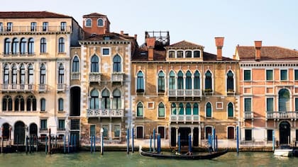 Cerca de la isla de Venecia, se construyen cada vez más hoteles