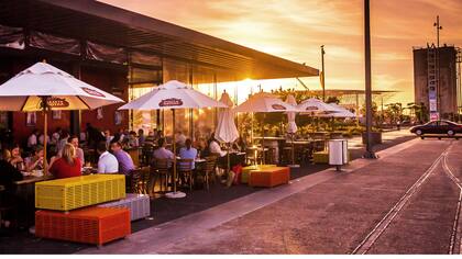 Cerca del puerto crecen las buenas opciones gastronómicas para comer