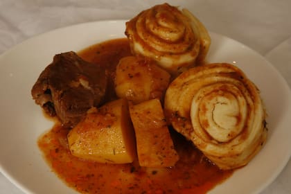 Cerdo con papas, un plato fuerte