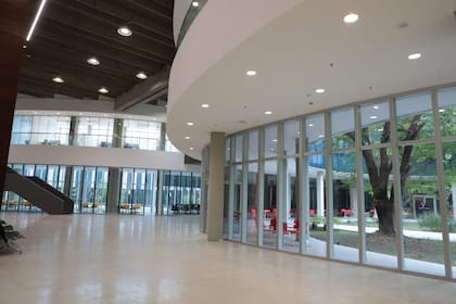 Cero + Infinito, interior del nuevo edificio de la UBA