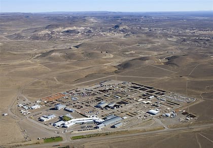 Cerro Dragón, el mayor yacimiento de petróleo del país