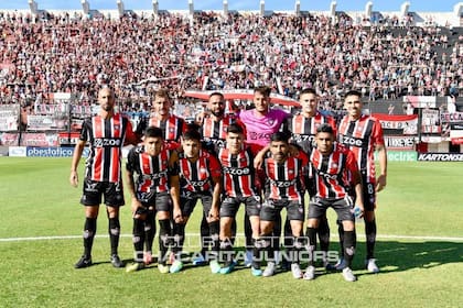 Chacarita es uno de los clubes cuyo sponsor principal es Zoe