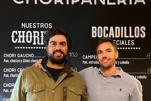 Junto a su amigo mexicano, abrió la primera choripanería de Madrid