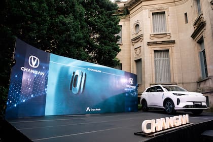 Changan Automobile es uno de los cuatro principales grupos automotrices de China, con más de 40 años de experiencia en la fabricación de vehículos.