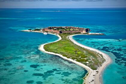 Channel Islands no es el único parque nacional costodo: Dry Tortugas, en Florida, requiere un viaje en ferry de 220 dólares por día (Archivo)