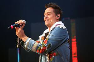 Chano publicó su número en Twitter para hablar con sus fanáticos