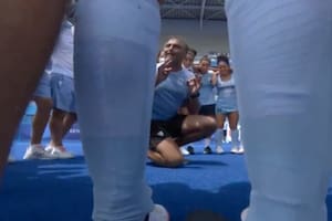 La imparable arenga del Chapa Retegui a Las Leonas tras la clasificación a semifinales