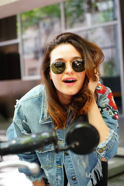 Chaqueta: Forever 21 Musculosa: Inedita Jean: Koxis Flats: Vintage