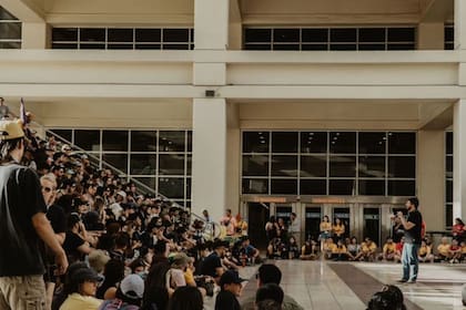 Charla de Csome ante estudiantes en el Encuentro Latinoaméricano de Estudiantes de Arquitectura, realizado en San Juan en octubre de 2023.