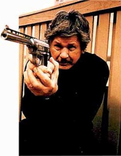 Charles Bronson, que cumpliría el 3 de noviembre 100 años, en su papel más popular y controvertido: Paul Kersey (El vengador anónimo)