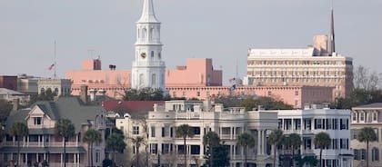 Charleston es un pueblo costero rico en cultura y en gastronomía (discoversouthcarolina.com)