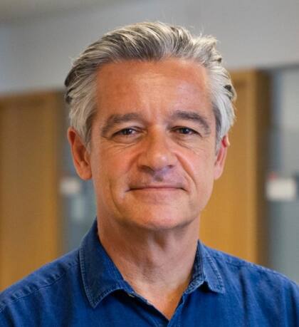 Charlie Beckett: "Necesitamos usar herramientas de IA para crear contenido que sea relevante y accesible para el público"