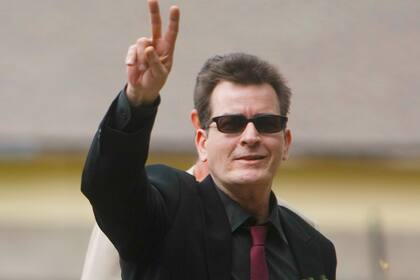 Charlie Sheen, chico fiestero