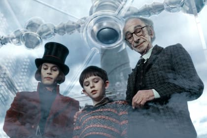 Charlie y la fábrica de chocolate, dirigida por Tim Burton y protagonizada por Johnny Depp y Freddie Highmore se estrenó en 2005 (Foto: IMDb)
