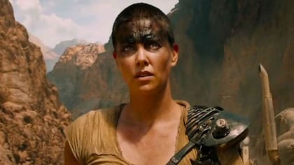 Charlize Theron como la emperatriz Furiosa en el regreso de Mad Max