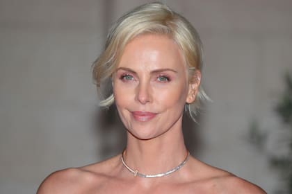 Charlize Theron estalló de furia contra Tom Hardy durante el rodaje de Mad Max: Furia en la Carretera. El actor llegó tres horas tarde al set y la rubia no se quedó callada
