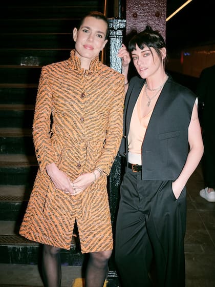 Charlotte Casiraghi, la "princesa filósofa", charló con Kristen Stewart