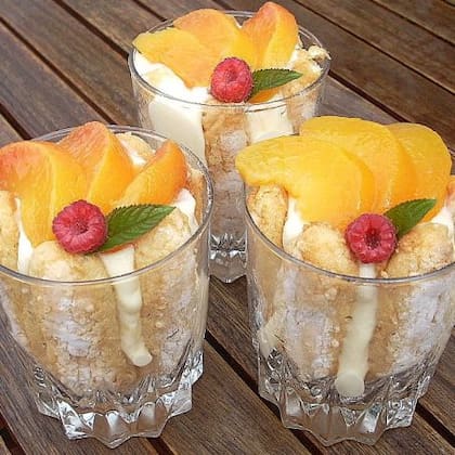 Charlotte de durazno individual.