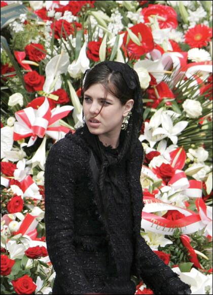 Charlotte en el funeral de su abuelo, el 15 de abril de 2005.