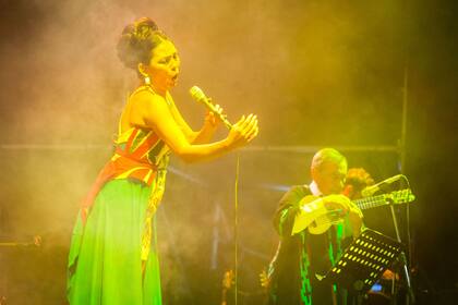 Charo Bogarín de Tonolec y Jaime Torres. Fotografía gentileza Ministerio de Gestión Cultural