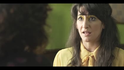 Charo interpretando a Josefina en la serie Cualca