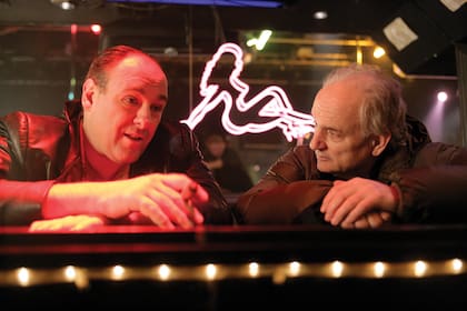 David Chase, creador de Los Soprano, junto a James Gandolfini